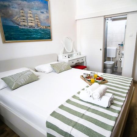 Apartment Lea Bayview Дубровник Екстериор снимка