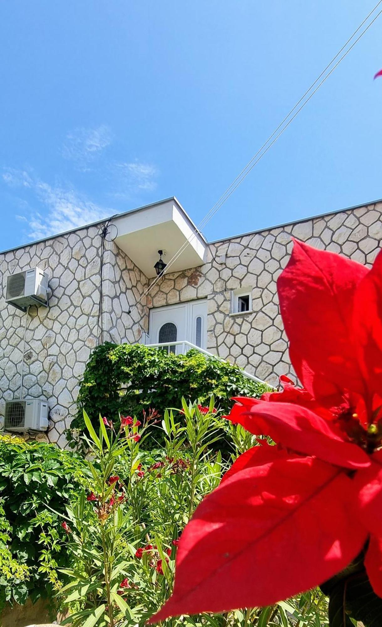 Apartment Lea Bayview Дубровник Екстериор снимка