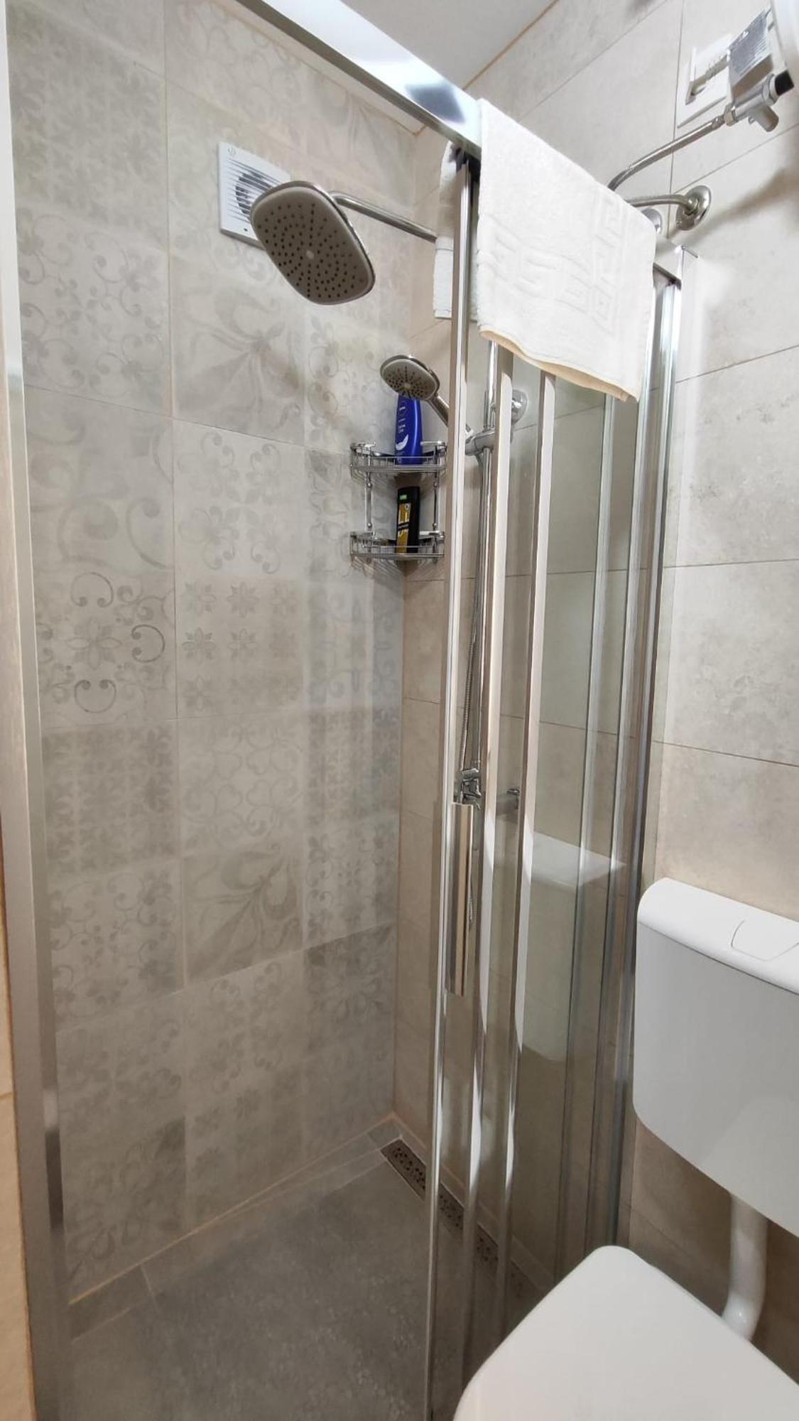 Apartment Lea Bayview Дубровник Екстериор снимка