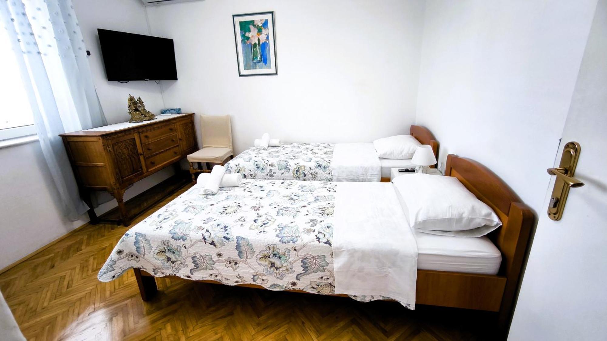 Apartment Lea Bayview Дубровник Екстериор снимка