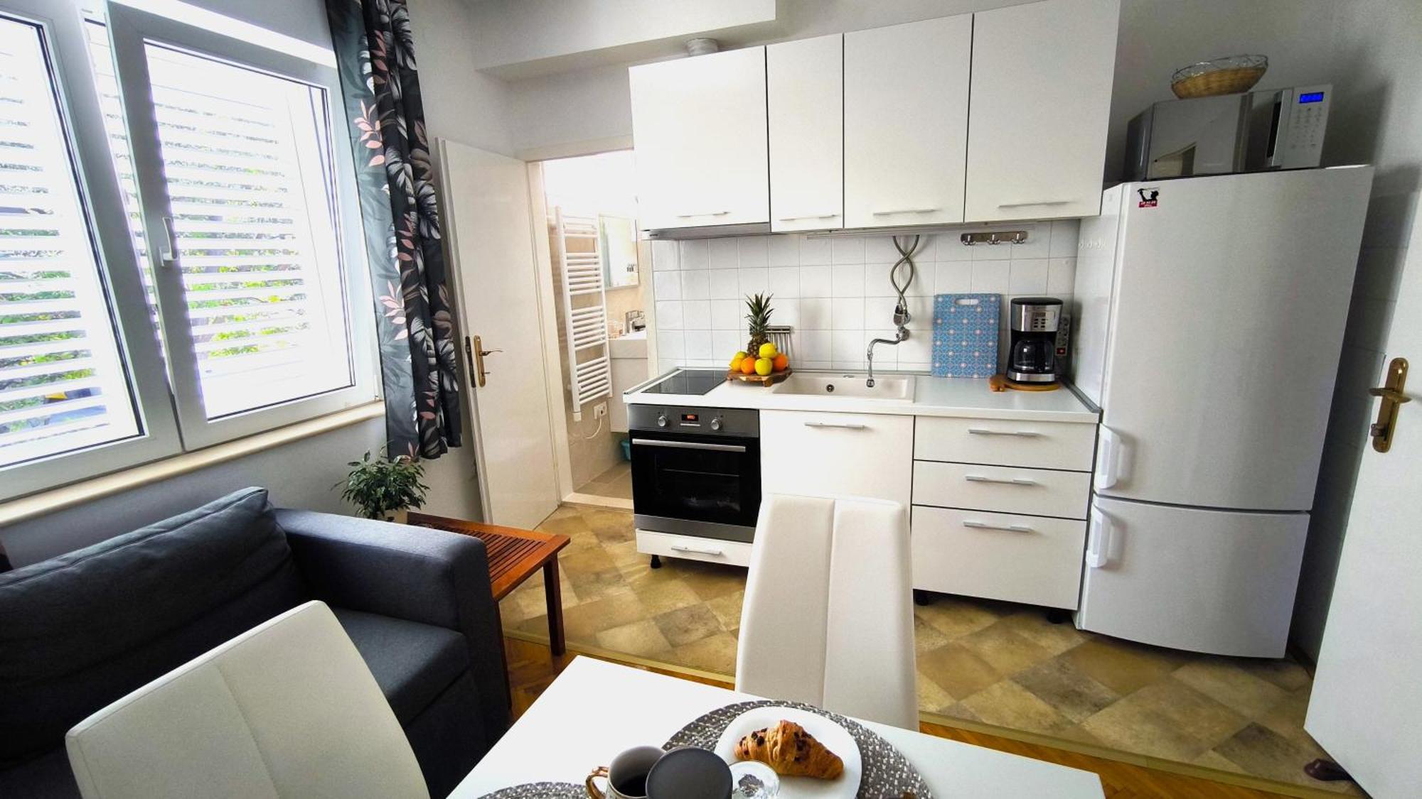 Apartment Lea Bayview Дубровник Екстериор снимка